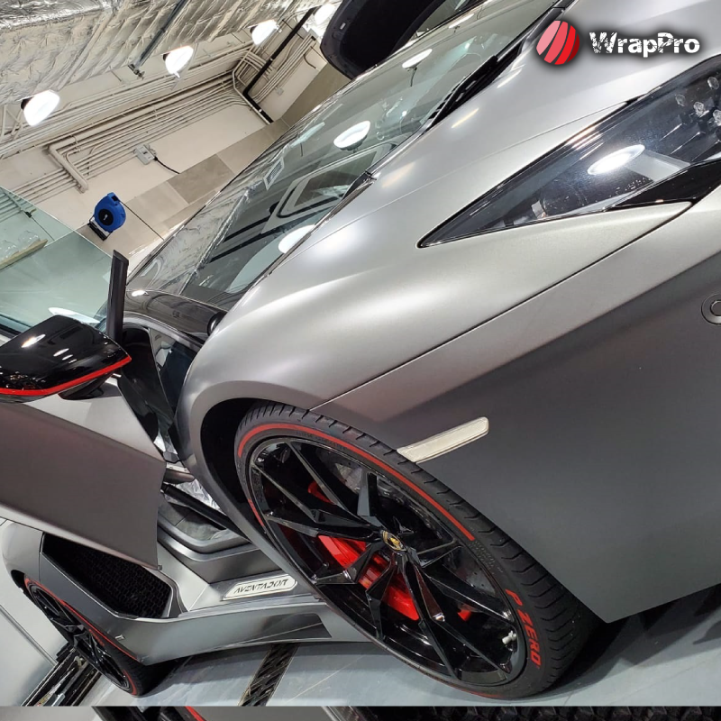 Lamborghini Aventador LP 700-4